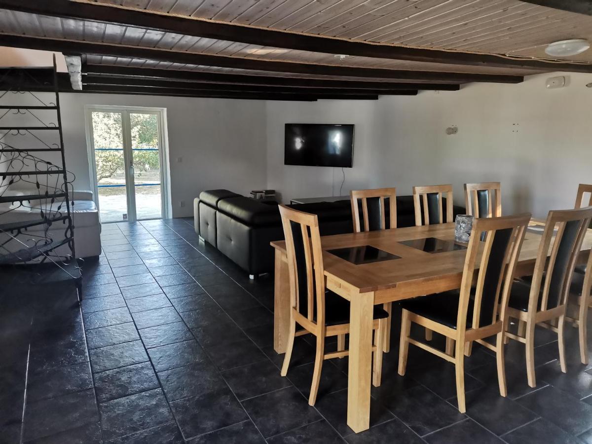 Tomelilla Lyxig Villa 3 Sovrum Exteriér fotografie